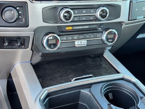Used 2022 Ford F250 Lariat image 26