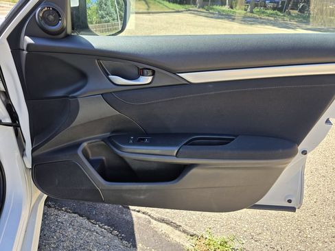 Used 2016 Honda Civic EX image 21
