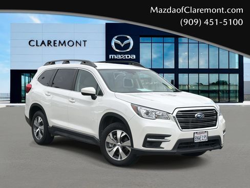 Used 2020 Subaru Ascent Premium w/ Convenience Package image 1