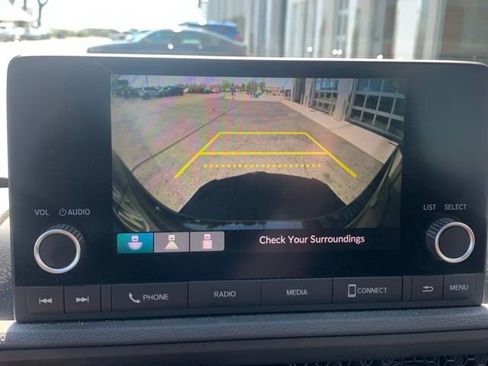 Used 2023 Honda CR-V LX image 11