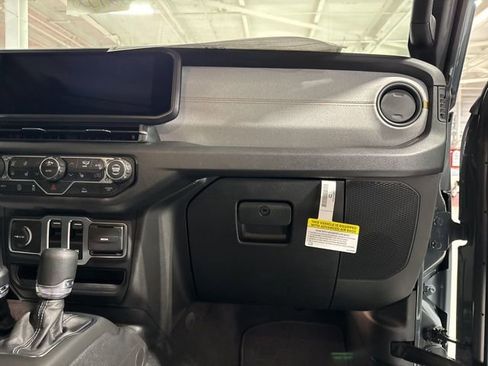 New 2026 Jeep Wrangler Sport AWD/4WD image 30