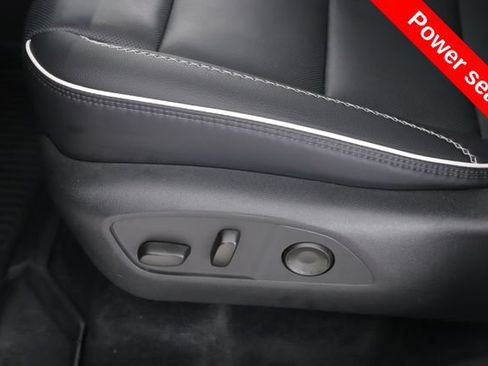 Used 2026 GMC Acadia Denali w/ LPO, Floor Liner Package AWD/4WD image 19