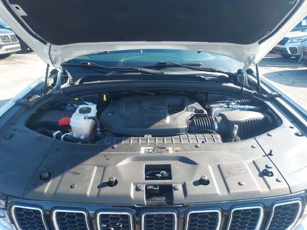 Used 2023 Jeep Grand Cherokee L Overland w/ Luxury Tech Group IV AWD/4WD image 41