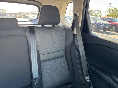 Used 2025 Nissan Rogue SV FWD image 39