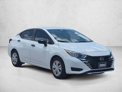 Used 2023 Nissan Versa S w/ Trunk Package FWD image 3