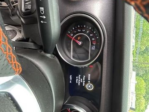 Used 2022 Jeep Gladiator Mojave w/ LED Lighting Group AWD/4WD image 28