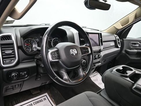 Used 2019 RAM 1500 Big Horn AWD/4WD image 12