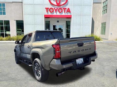 Used 2026 Toyota Tacoma TRD Sport RWD image 5