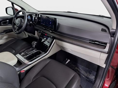 Certified 2024 Kia Carnival EX FWD image 29