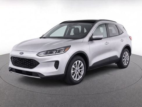 Used 2020 Ford Escape SE FWD image 9