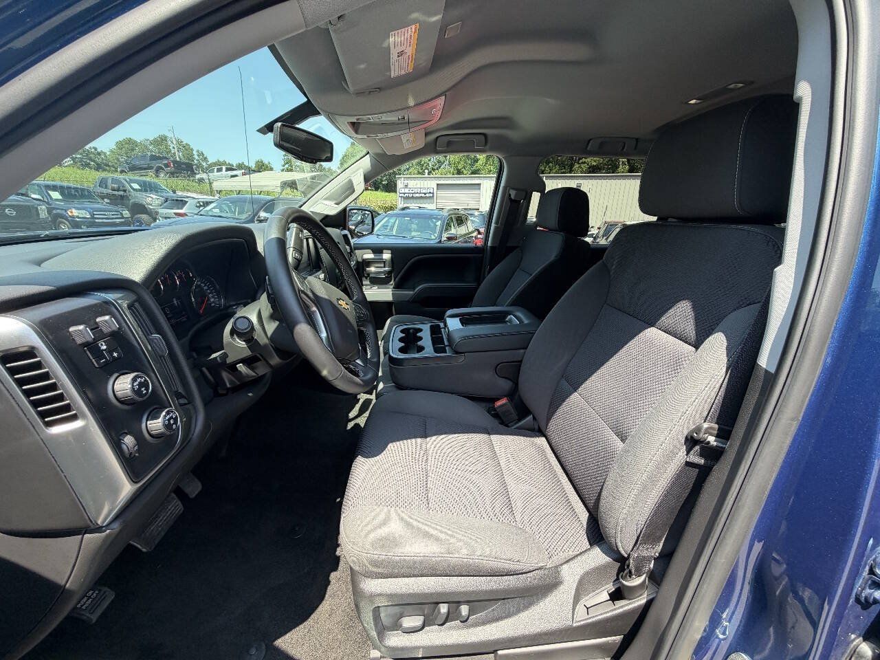 Used 2018 Chevrolet Silverado 1500 LT w/ All Star Edition AWD/4WD image 11