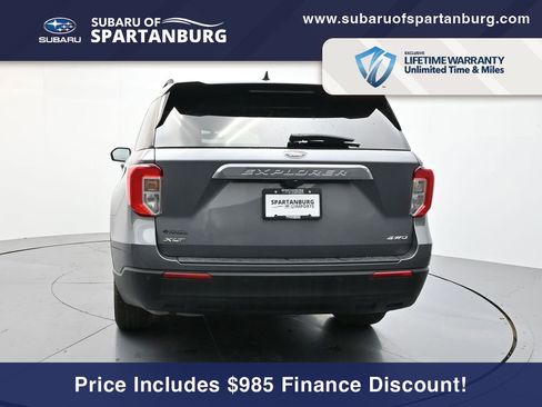 Used 2023 Ford Explorer XLT image 6