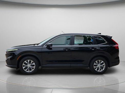 Used 2023 Honda CR-V LX image 3