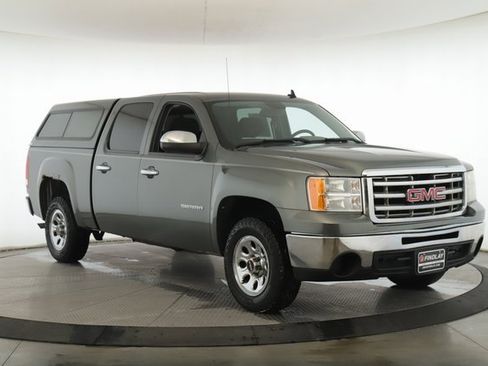 Used 2011 GMC Sierra 1500 SL image 2