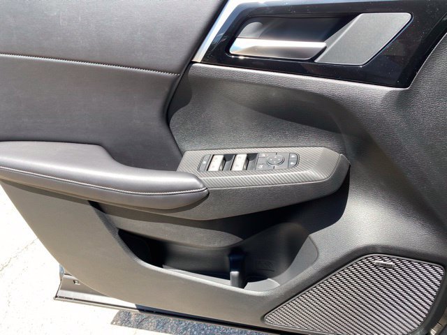 New 2026 Mitsubishi Outlander LE AWD/4WD image 12