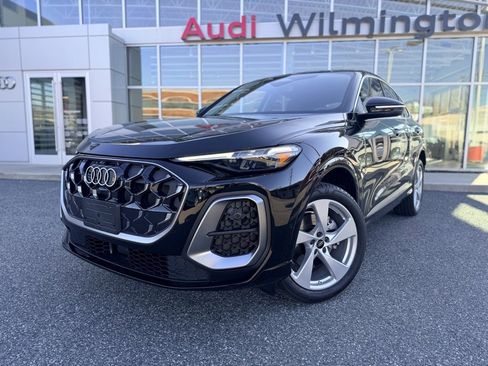 Used 2025 Audi Q5 Premium Plus w/ Premium Plus image 2