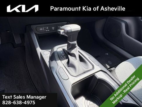 New 2026 Kia K4 FWD image 27