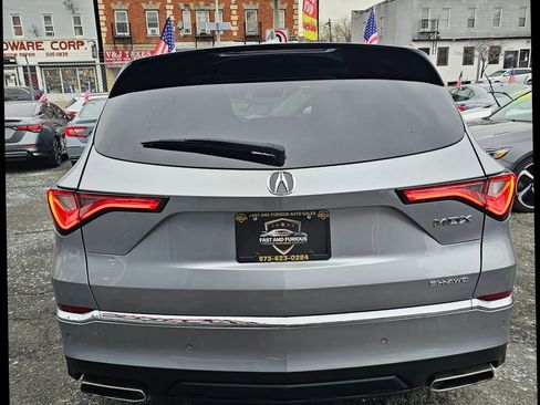 Used 2022 Acura MDX SH-AWD w/ Technology Package image 31