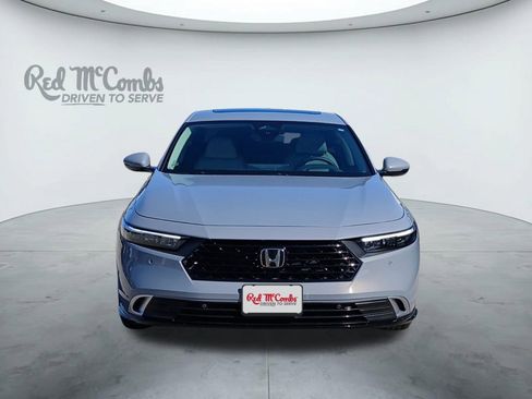 Used 2025 Honda Accord Touring image 8