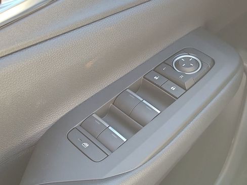 New 2026 Toyota Prius Plug-In Hybrid image 34