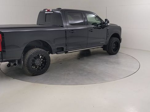 Certified 2025 Ford F250 Platinum AWD/4WD image 15