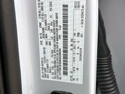 Used 2022 Ford F150 Lariat w/ Equipment Group 502A High image 34