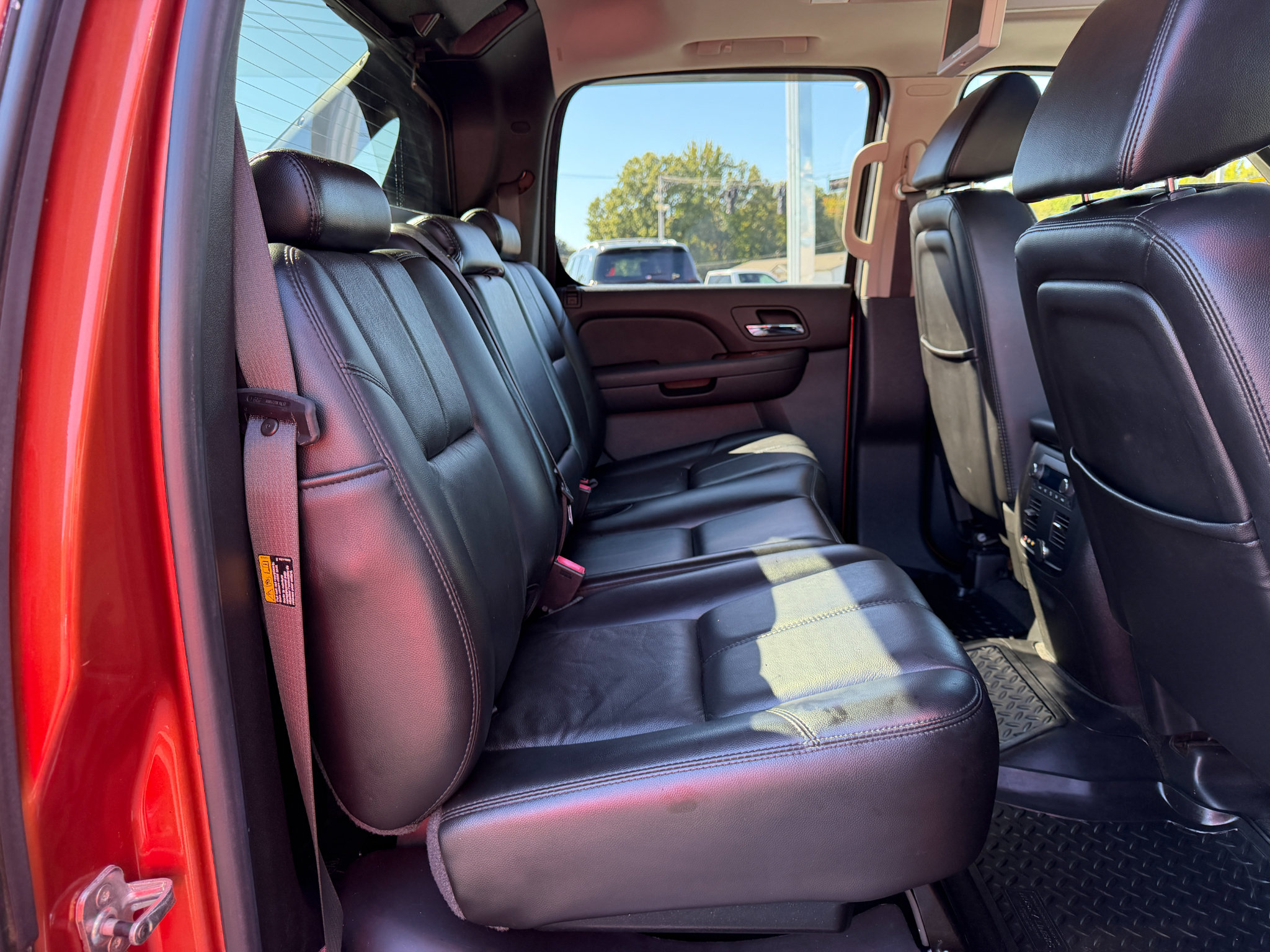 Used 2007 Chevrolet Avalanche LTZ w/ LTZ Preferred Equipment Group RWD image 15