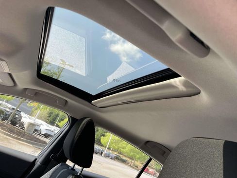 New 2026 Nissan Sentra SV w/ SV Convenience Package FWD image 18