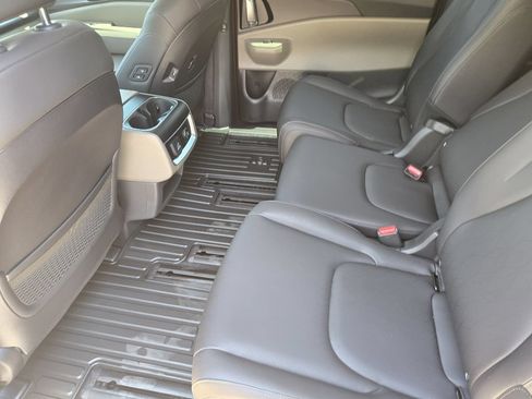 New 2026 Kia Carnival SX FWD image 22