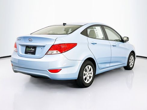 Used 2014 Hyundai Accent GLS FWD image 9