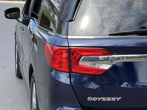 Used 2019 Honda Odyssey EX-L image 42
