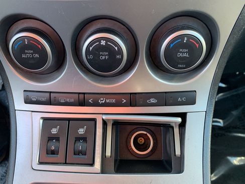 Used 2011 MAZDA MAZDA3 s Grand Touring image 21