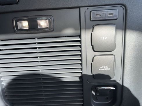 New 2025 Lincoln Navigator L Black Label image 17