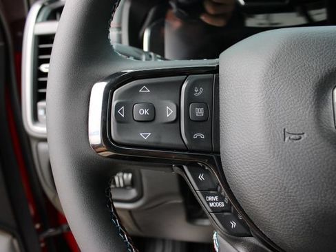New 2026 RAM 1500 Laramie AWD/4WD image 33