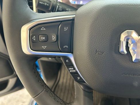 Used 2025 RAM 1500 Big Horn RWD image 43
