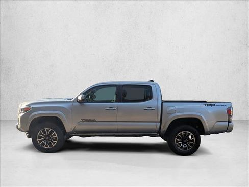 Used 2022 Toyota Tacoma TRD Sport image 8