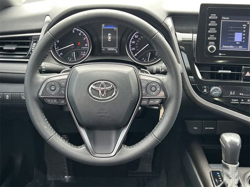 Used 2023 Toyota Camry SE image 35