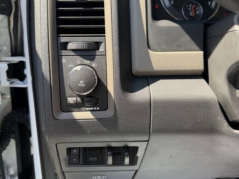 Used 2012 RAM 1500 Express image 14