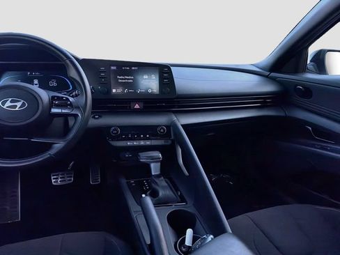 Certified 2025 Hyundai Elantra Sport FWD image 22