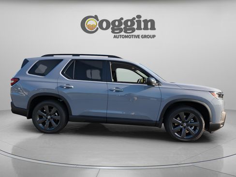 New 2026 Honda Pilot Sport image 6