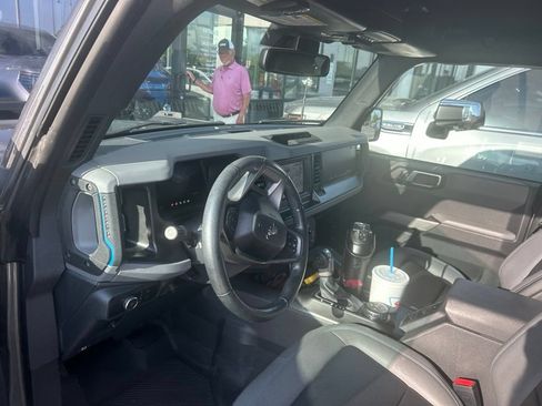 Used 2022 Ford Bronco Black Diamond AWD/4WD image 6