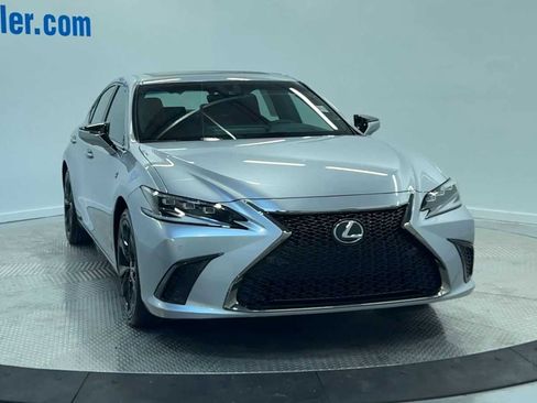 Used 2023 Lexus ES 350 F Sport w/ Accessory Package (Z2) image 3