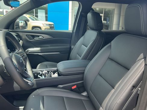 New 2026 Chevrolet Traverse LT w/ Midnight/Sport Edition AWD/4WD image 12