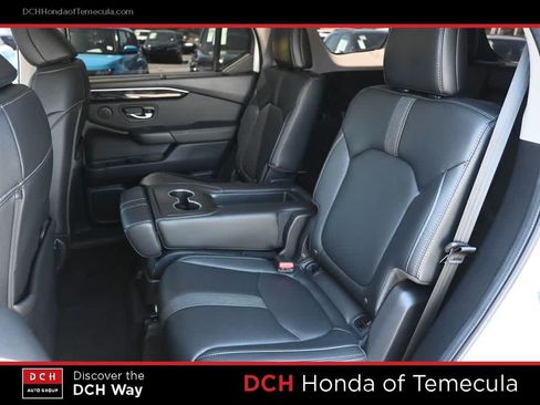 Certified 2024 Honda Pilot Touring image 19