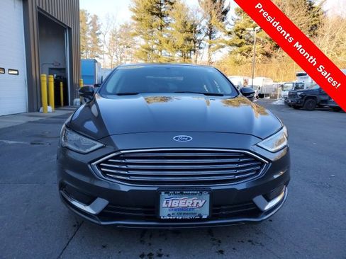 Used 2018 Ford Fusion Energi SE image 3