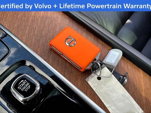 Used 2023 Volvo XC90 B5 Plus w/ Protection Package Premier image 13