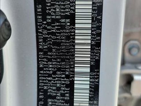 Used 2024 Toyota Corolla LE FWD image 21