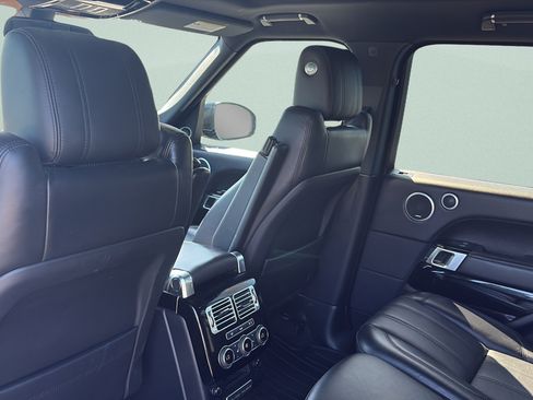 Used 2016 Land Rover Range Rover Supercharged AWD/4WD image 23