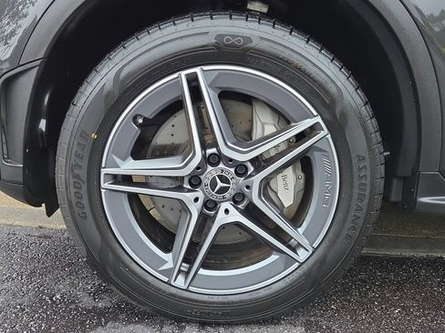 Used 2022 Mercedes-Benz GLC 300 4MATIC image 24