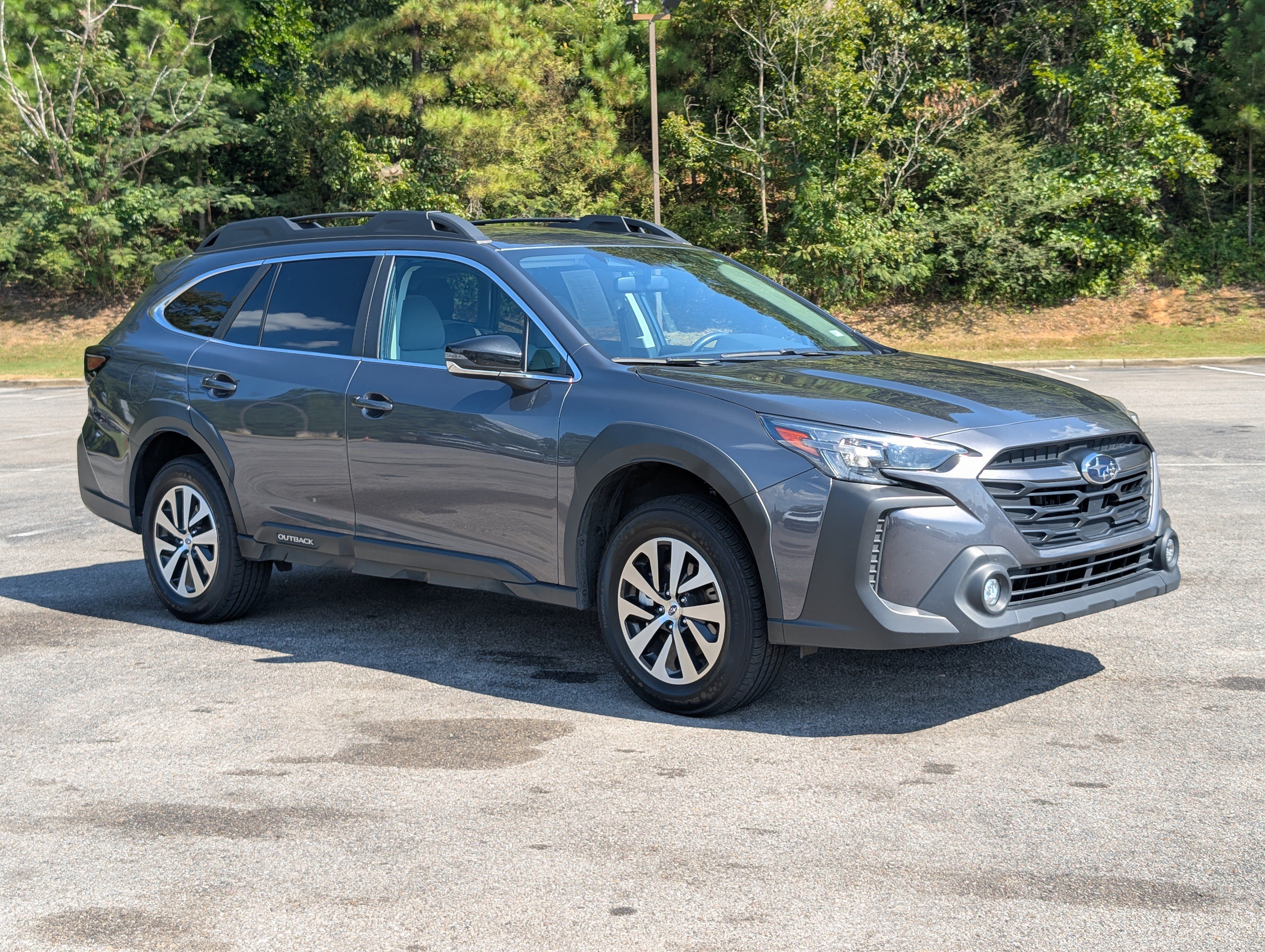 Used 2024 Subaru Outback Premium AWD/4WD image 11
